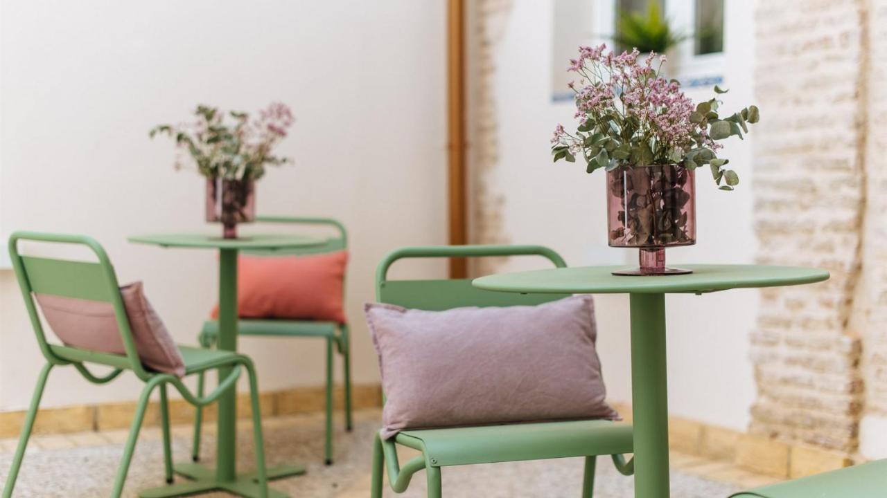 Rocio Suites Apartments Sevilla Bagian luar foto
